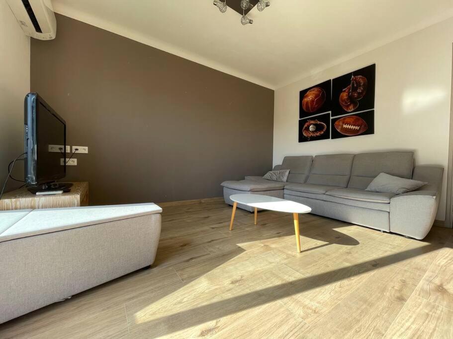 Appartement 2 Chambres +Parking Narbonne Dış mekan fotoğraf